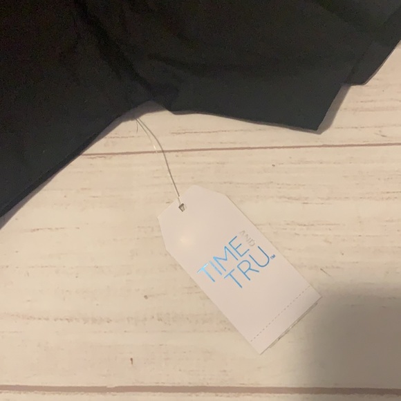 Padded Rash Guard - Picture 4 of 13